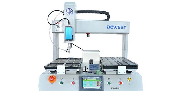 使用半自動(dòng)鎖螺絲機(jī)需要注意安全嗎？-堅(jiān)豐股份