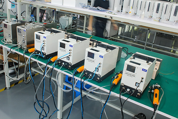 全自動鎖螺絲機(jī)廠家哪家好，選堅(jiān)豐電子